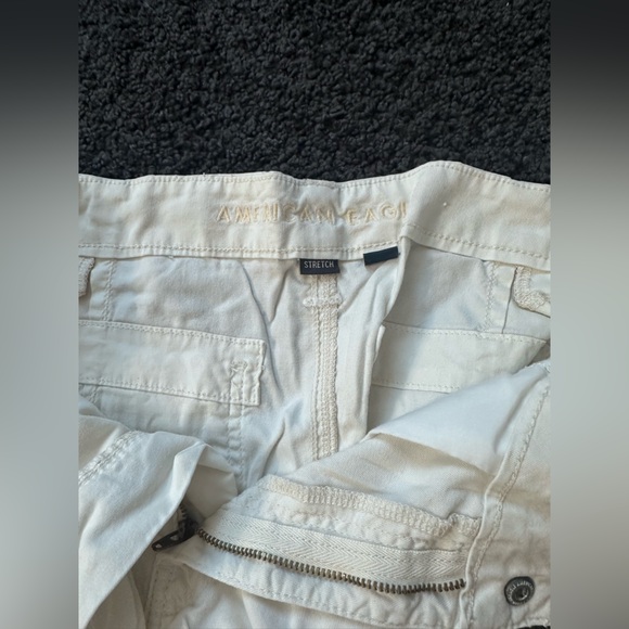 American Eagle Cargo Pants - Picture 2 of 4